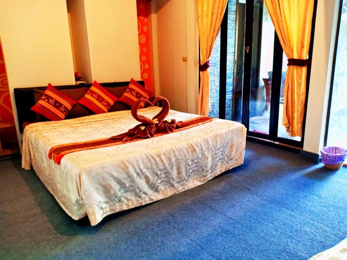 Sofa Gallery Hotel Нонгкхай Экстерьер фото